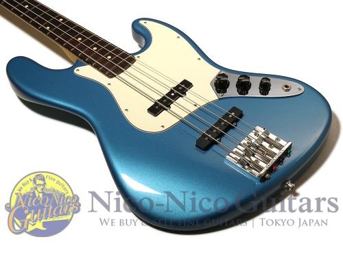 Suhr 2009 Classic J Passive (Old Lake Placid Blue)