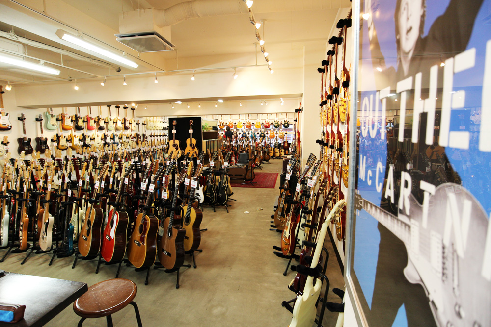 Nico-nico Guitars Interior Photo