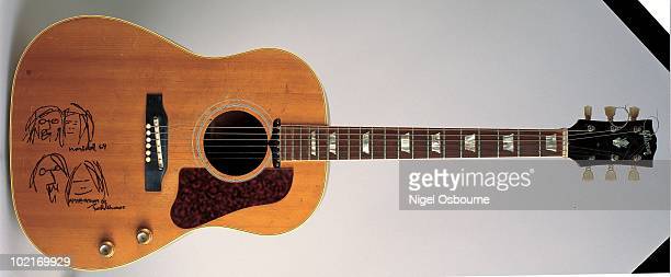 ニコニコ雑記] ジョン・レノンのJ-160E | Nico-nico Guitars Blog