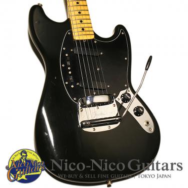 Fender 1978 Mustang (Black/M)