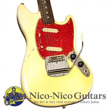 Fender 1966 Mustang (White)