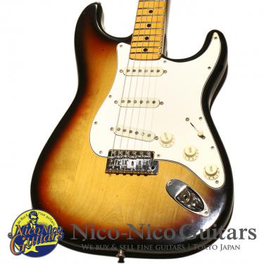 Fender 1974 Stratocaster (Sunburst / Maple)