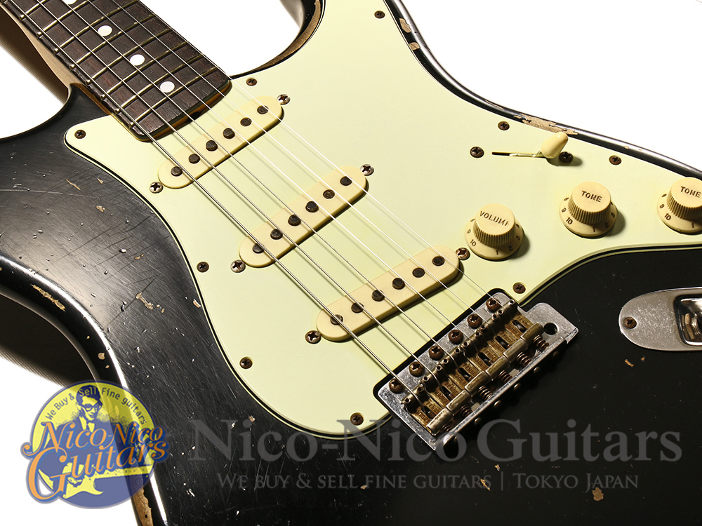 Fender Custom Shop 2013 Michael Landau 1968 Stratocaster Heavy Relic (Black)